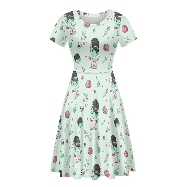 🩷 Women's Short Sleeved Dress -- Frankensteins Princess